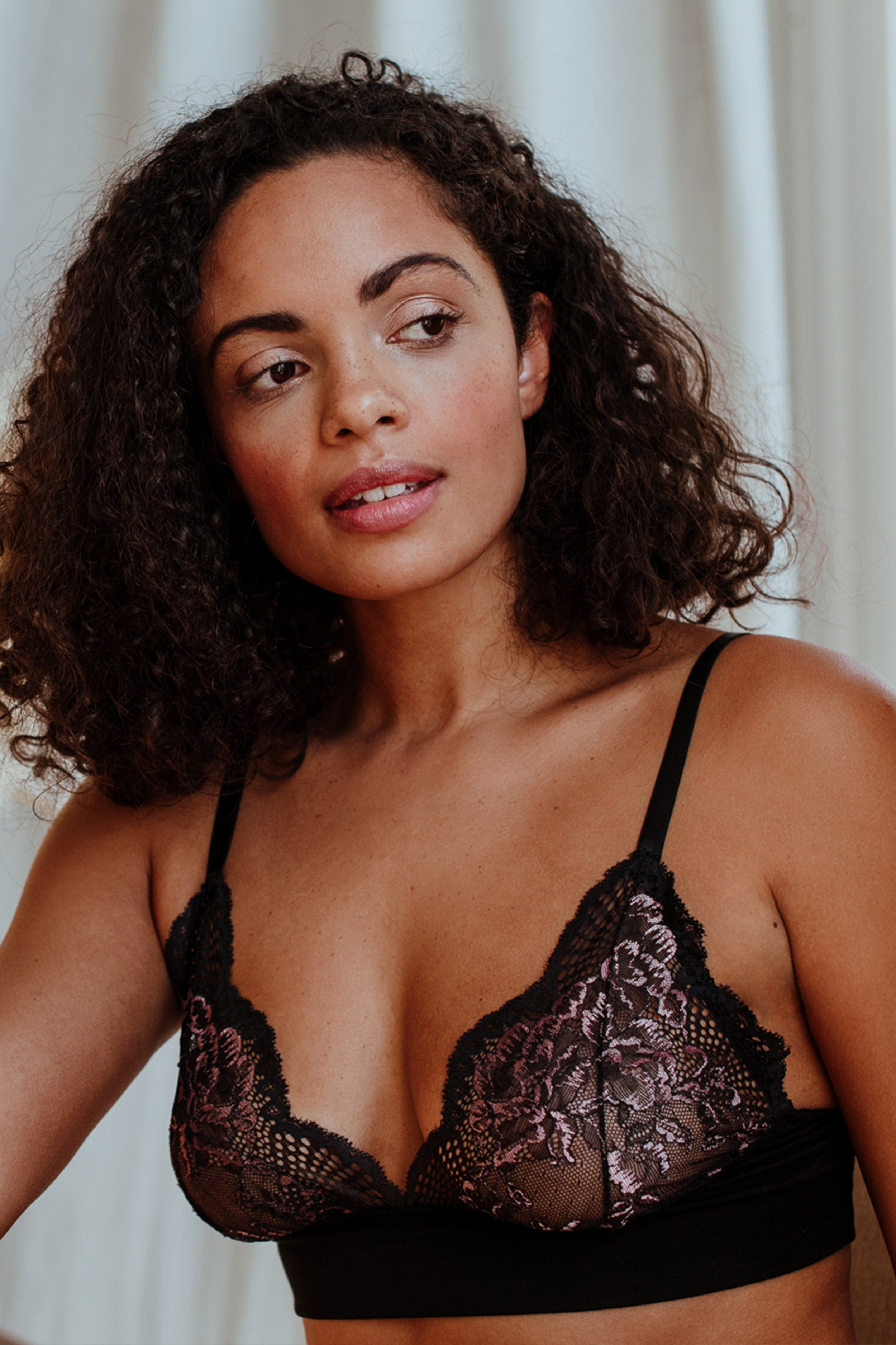 Emily Black Rose Bra